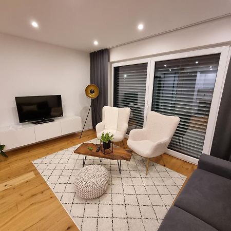 Ella'S Lounge - Besonders Geniessen Apartman Singen Kültér fotó